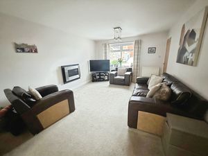 Photo 13- click for photo gallery